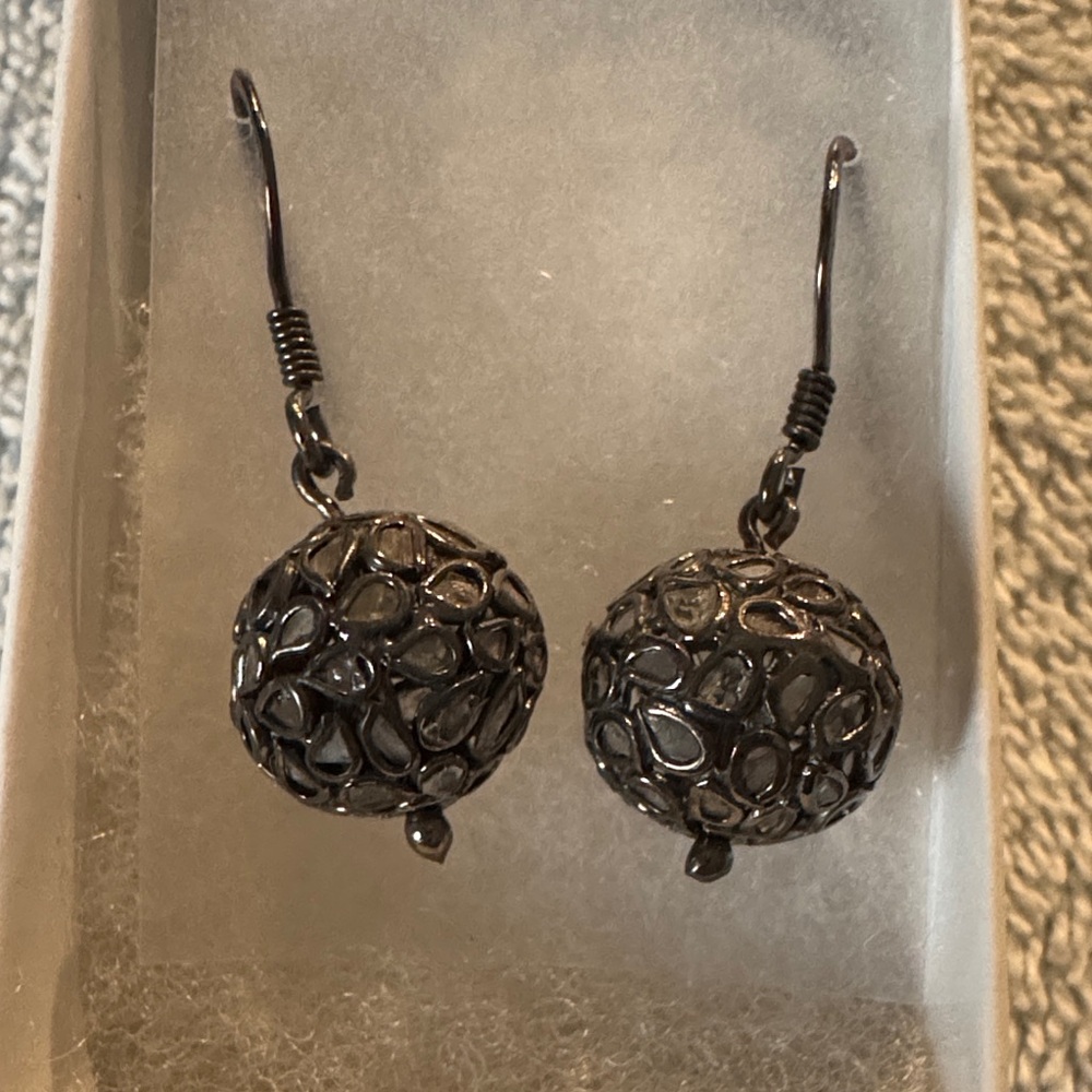 NWT Elegant Black Drop Earrings Rose Cut Round Ball